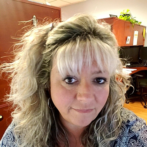 Meet your Posher, Kelly - Picture 1 of 1